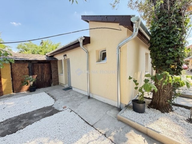 Eladó téglalakás, Budapesten, XXI. kerületben 24.9 M Ft