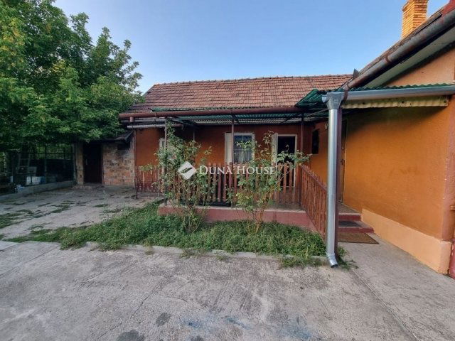 Eladó családi ház, Tóalmáson 36.9 M Ft, 4 szobás