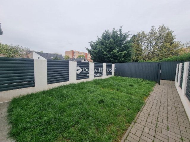 Eladó családi ház, Budapesten, XVIII. kerületben 43.9 M Ft