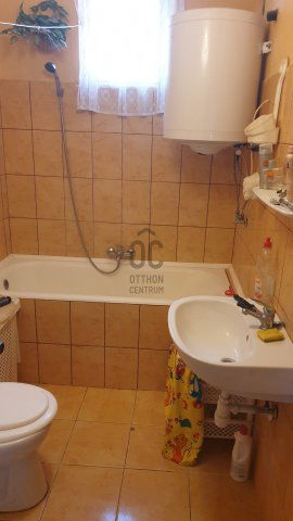 Eladó családi ház, Ózdon 12.5 M Ft, 2 szobás