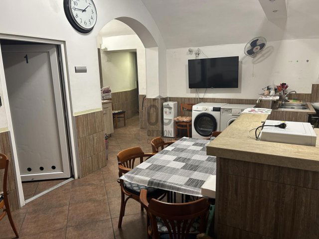 Kiadó üzlethelyiség, Budapesten, IX. kerületben 500 E Ft / hó