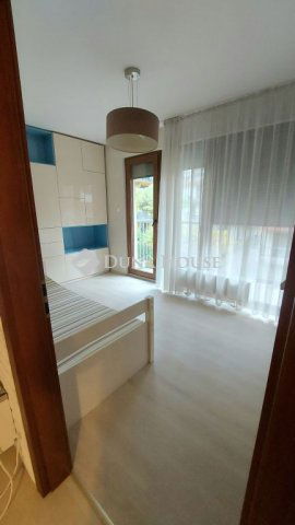 Eladó téglalakás, Budapesten, XIII. kerületben 220 M Ft