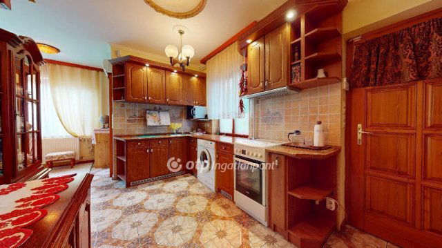 Eladó családi ház, Nyíregyházán 95 M Ft, 3+1 szobás