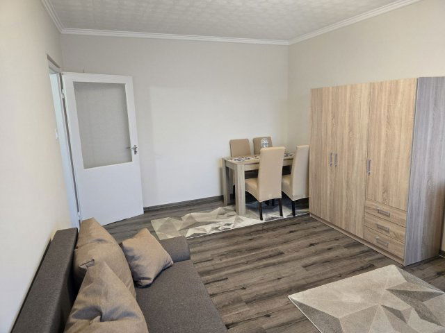 Kiadó panellakás, albérlet, Miskolcon, Győri kapu utcában