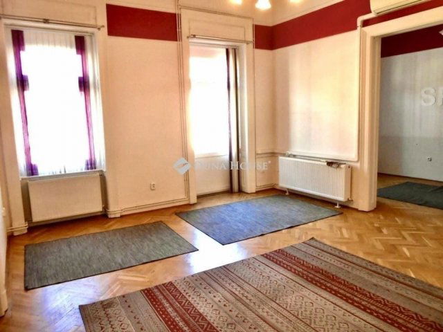 Eladó téglalakás, Budapesten, VIII. kerületben 94.5 M Ft