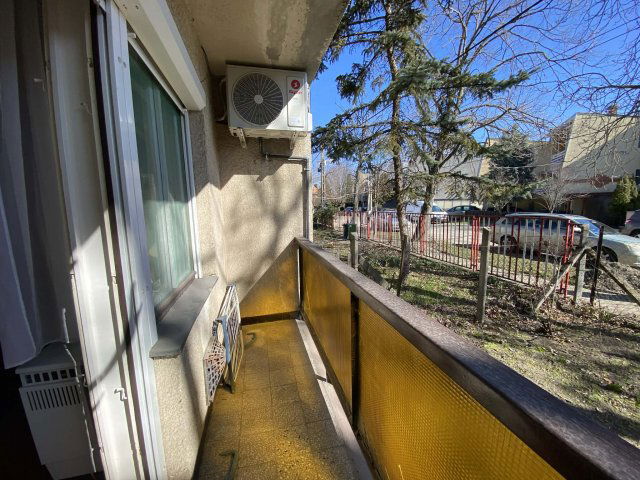 Eladó téglalakás, Kiskunhalason 43.9 M Ft, 3 szobás