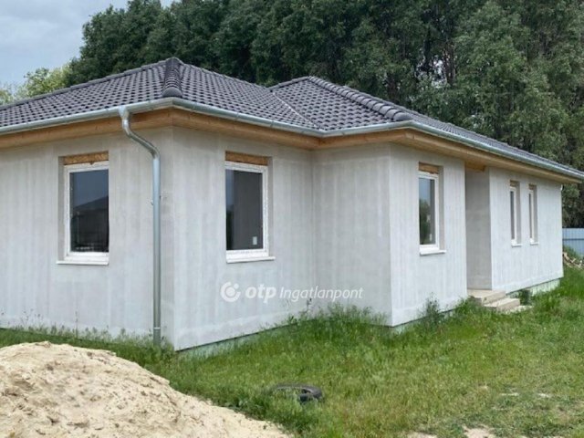 Eladó családi ház, Kecskeméten 85 M Ft, 4 szobás