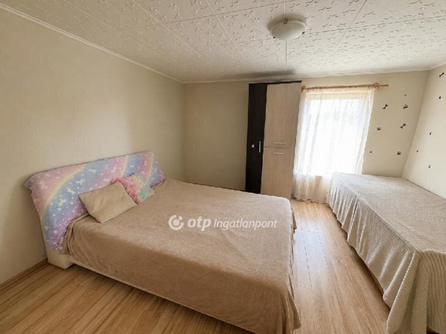 Eladó családi ház, Kabán 20.9 M Ft, 2 szobás