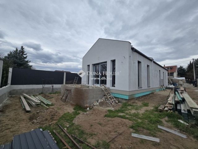 Eladó családi ház, Budapesten, XVIII. kerületben 159 M Ft