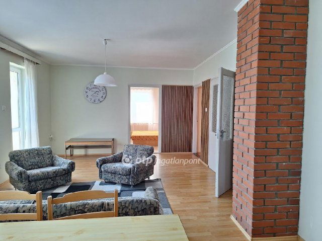 Eladó családi ház, Veszprémfajszon 149 M Ft, 5 szobás