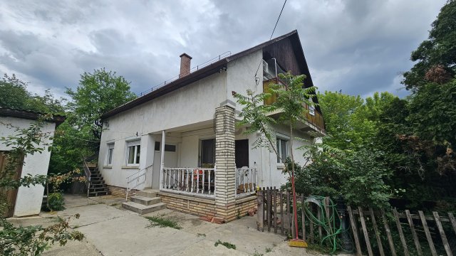Eladó családi ház, Budaörsön 184.9 M Ft, 5 szobás