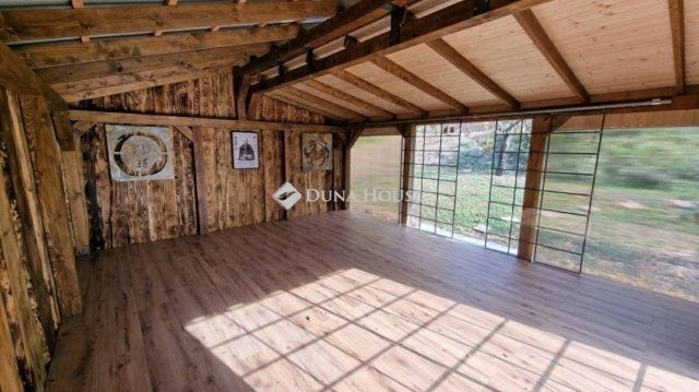 Eladó családi ház, Pécsett 124.9 M Ft, 3 szobás