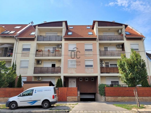 Eladó téglalakás, Budapesten, XV. kerületben 68 M Ft, 3 szobás