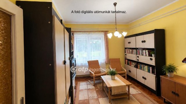 Eladó családi ház, Dunaújvárosban 49.9 M Ft, 4 szobás