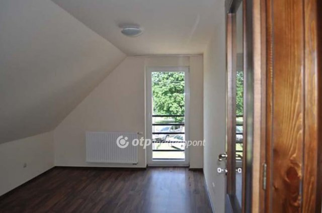 Eladó családi ház, Gárdonyban 150 M Ft, 5+5 szobás