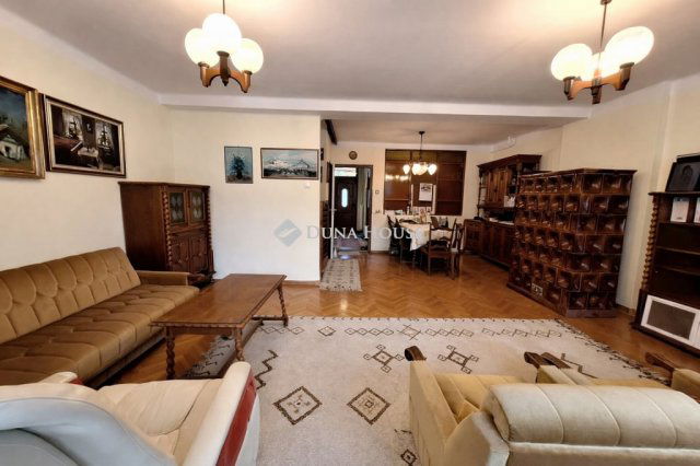 Eladó családi ház, Kecskeméten 79.9 M Ft, 5 szobás