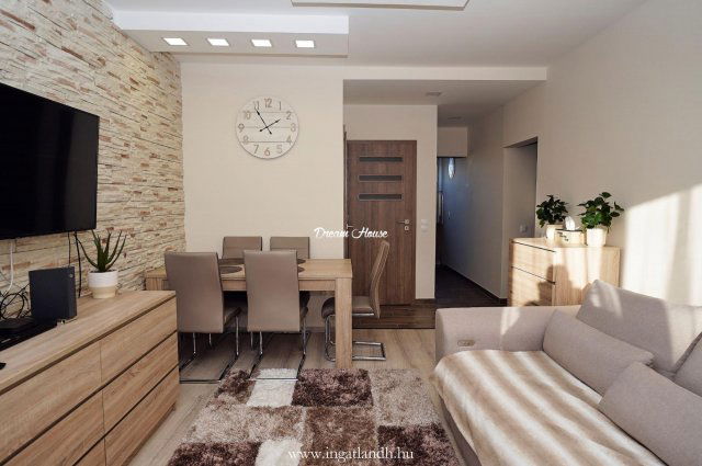 Kiadó téglalakás, albérlet, Nyíregyházán 170 E Ft / hó