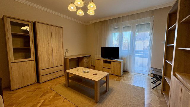 Kiadó téglalakás, albérlet, Debrecenben 230 E Ft / hó, 2 szobás