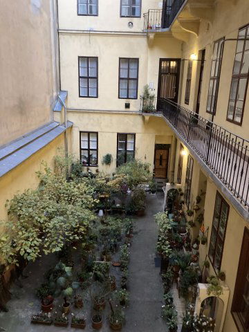 Kiadó téglalakás, albérlet, Budapesten, V. kerületben, 2 szobás