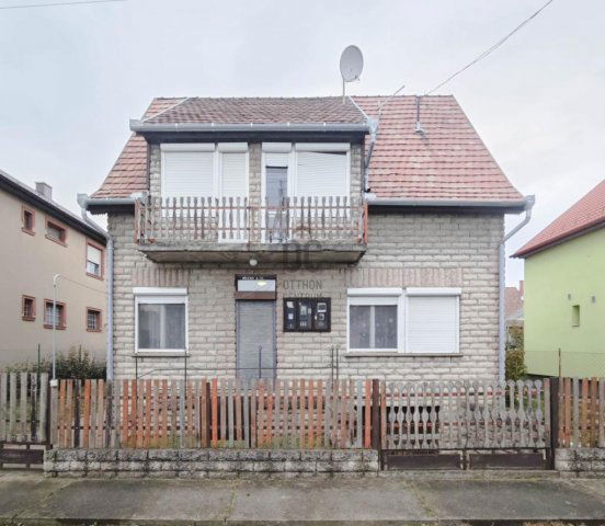 Eladó családi ház, Halásztelken 89.9 M Ft, 5 szobás