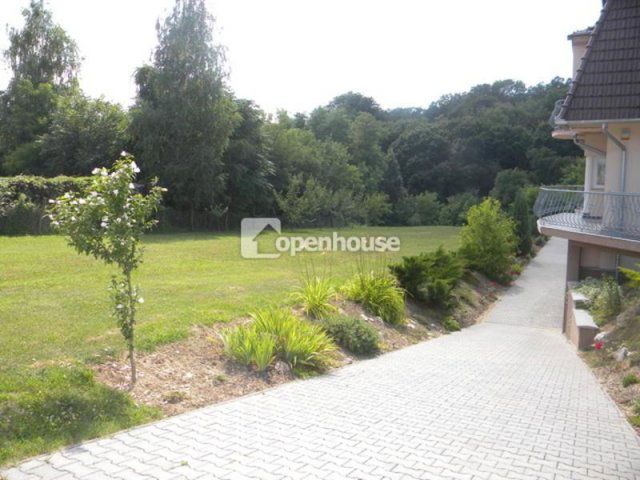 Eladó hotel, Zalakaroson 341.44 M Ft, 24 szobás