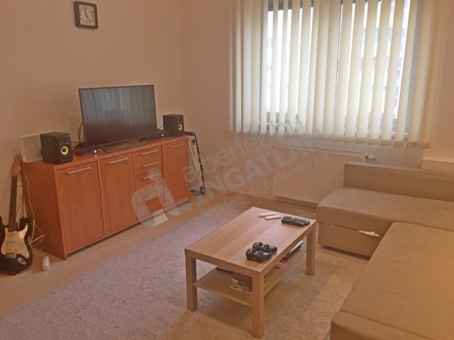 Kiadó téglalakás, albérlet, XI. kerületben, Fehérvári úton