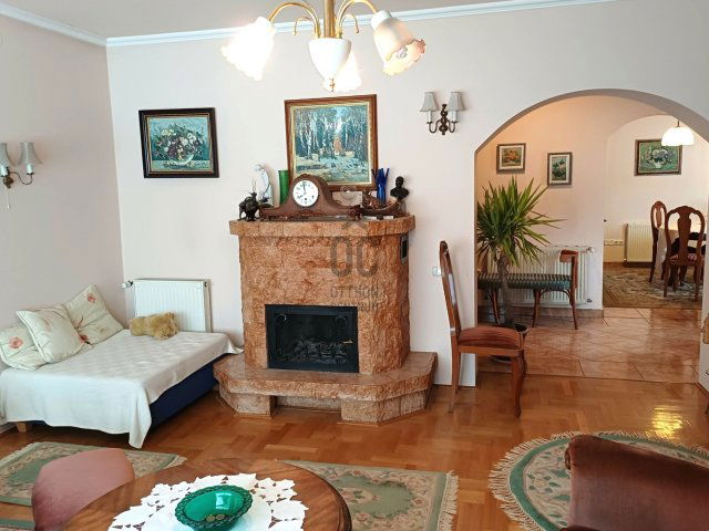 Eladó családi ház, Debrecenben 135 M Ft, 3 szobás