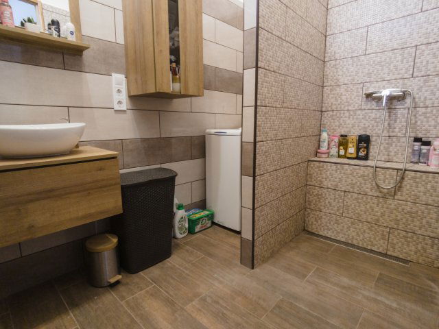 Eladó családi ház, Kalaznón 59 M Ft, 2 szobás
