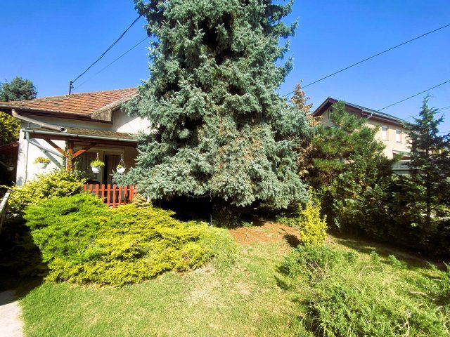 Eladó családi ház, Szigetszentmiklóson 94.9 M Ft, 4 szobás