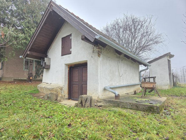 Eladó mezogazdasagi ingatlan, Lesencefaluban 10.9 M Ft