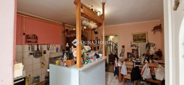 Eladó téglalakás, Balatonalmádiban 88 M Ft, 4 szobás