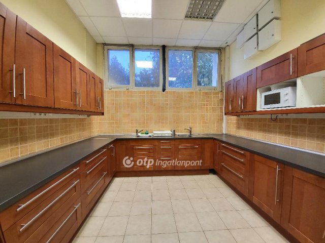 Kiadó iroda, Budapesten, IX. kerületben 1760 E Ft / hó