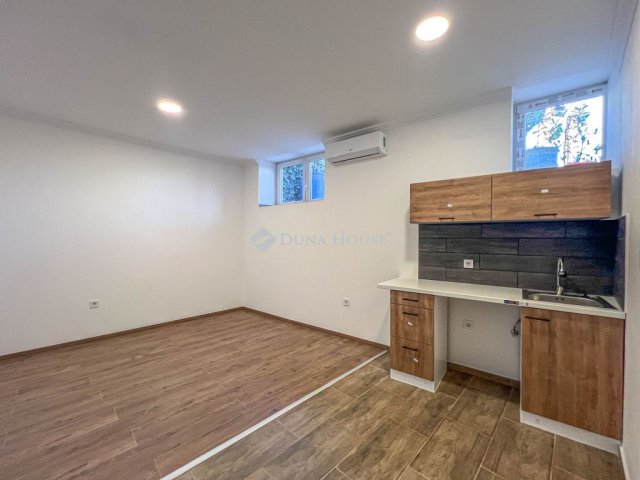 Eladó téglalakás, Budapesten, XX. kerületben 34.9 M Ft, 1 szobás