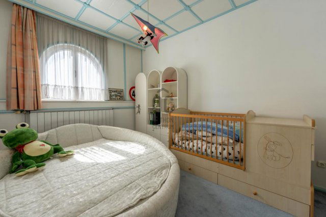 Eladó családi ház, Budapesten, XX. kerületben 260 M Ft, 6 szobás