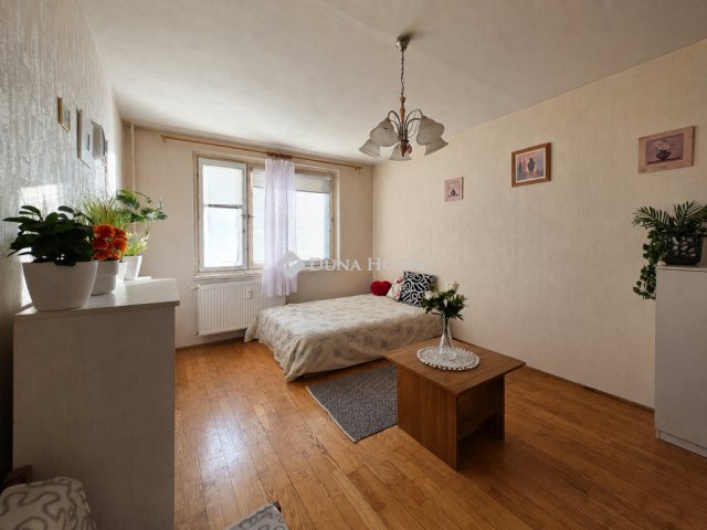 Eladó panellakás, Budapesten, XV. kerületben 59.9 M Ft, 2 szobás