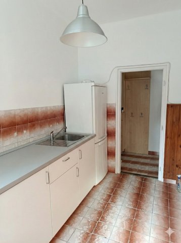 Eladó téglalakás, Komlón, Berek utcában 21.9 M Ft, 1 szobás