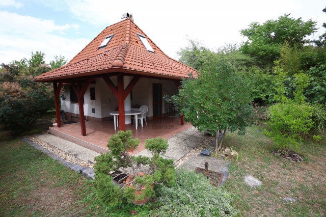 Eladó családi ház, Nadapon 89 M Ft, 3 szobás