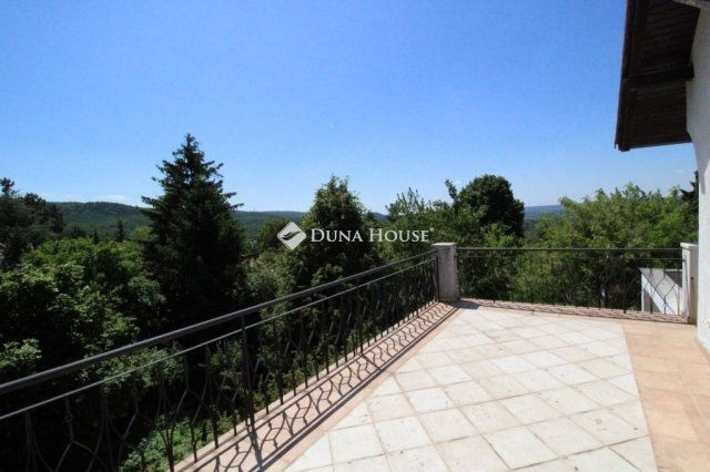 Eladó családi ház, Budakeszin 169.9 M Ft, 7 szobás