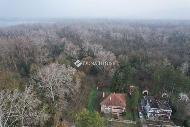 Eladó családi ház, Tatán 74.9 M Ft, 3 szobás