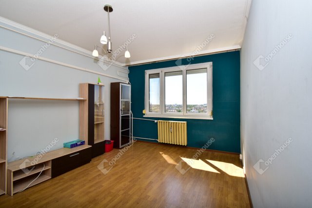 Eladó téglalakás, Szegeden 42.5 M Ft, 2 szobás