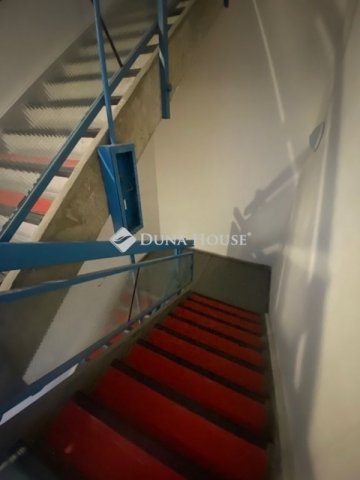 Eladó panellakás, Budapesten, VIII. kerületben 67 M Ft, 3 szobás