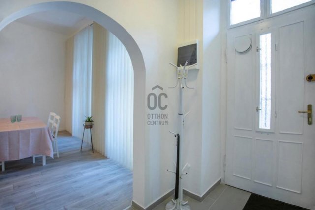 Eladó téglalakás, Budapesten, VII. kerületben 89.9 M Ft