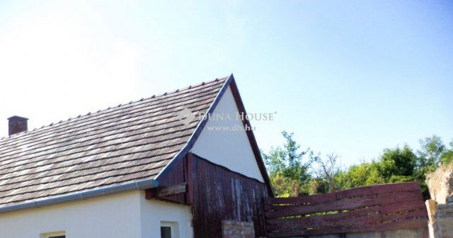 Eladó családi ház, Vereben 29.7 M Ft, 2 szobás