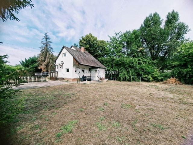 Eladó családi ház, Szegeden 54 M Ft, 4 szobás