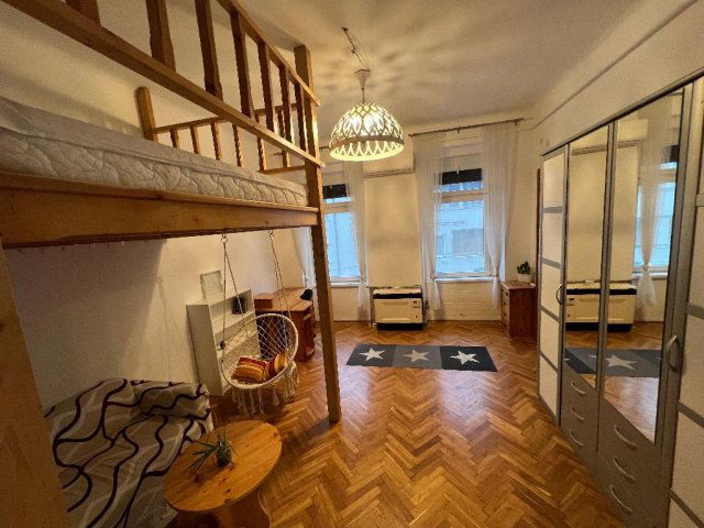 Eladó téglalakás, Budapesten, VIII. kerületben 49 M Ft, 1 szobás