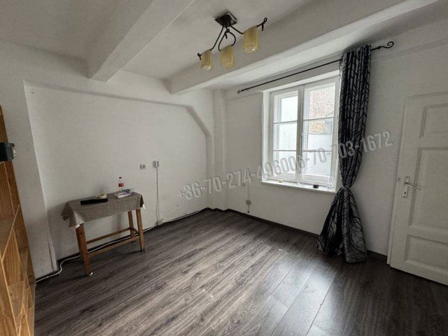 Kiadó téglalakás, albérlet, Vácon 130 E Ft / hó, 1 szobás