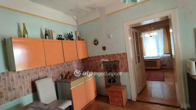 Eladó családi ház, Farmoson 20.85 M Ft, 2 szobás