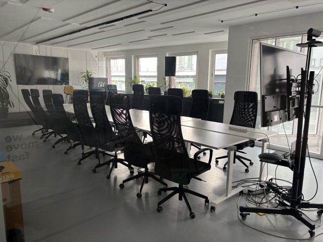 Kiadó iroda, Budapesten, VII. kerületben, Károly körúton