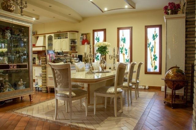 Eladó családi ház, Szegeden 409 M Ft, 6 szobás