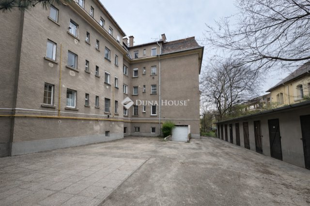 Eladó téglalakás, Budapesten, XIV. kerületben 94 M Ft, 3 szobás